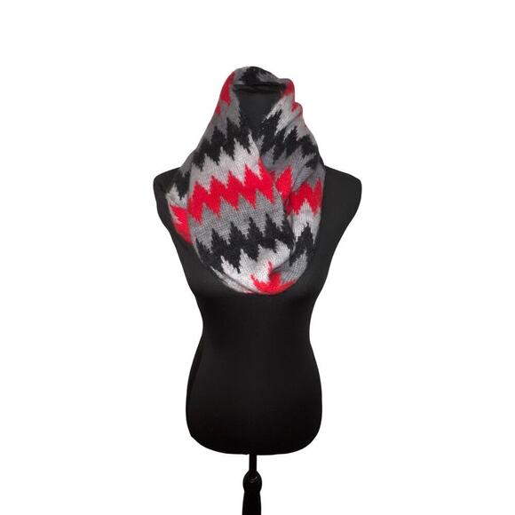 Infinity scarf by Andy’s gifts stretchy alpaca blend geometric print Peru ￼ - Picture 5 of 5